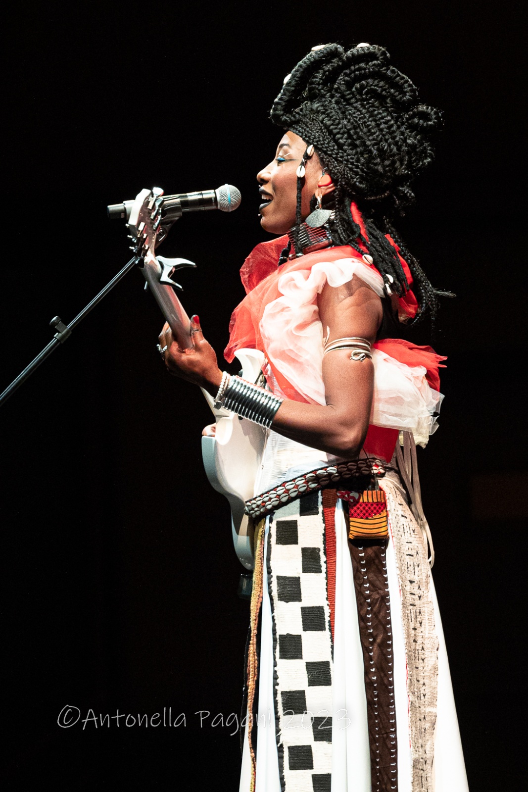 Fatoumata Diawara "London Ko Live" Sala Santa Cecilia Parco della Musica Ennio Morricone 19 novembre 2023